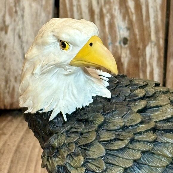 American Bald Eagle with Eaglet Sculpture on Wood Base - Picture 2 of 9